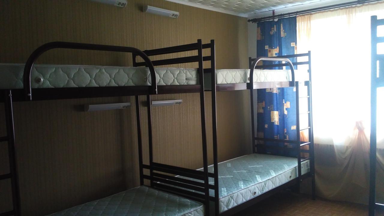 Hostel - Avaliani Street Zaporizhia Екстериор снимка
